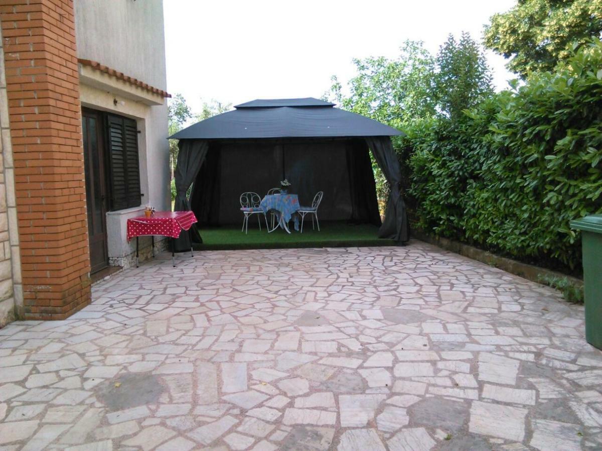 Apartment Apartman Studio Legovic
