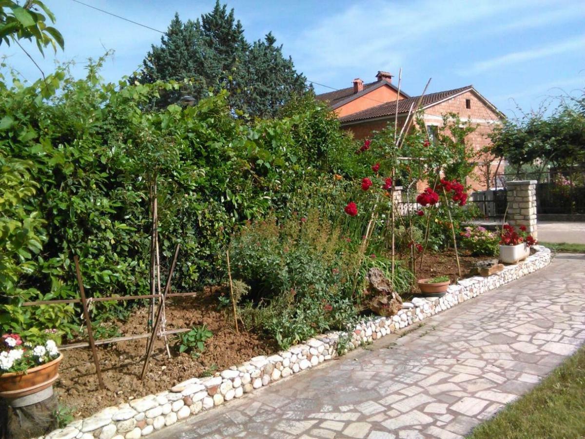 Apartman Studio Legovic Apartment