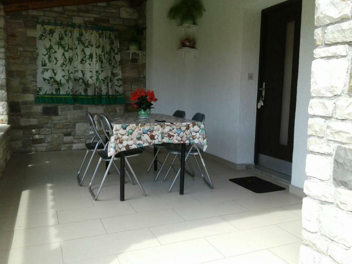 Apartment Apartman Studio Legovic *
